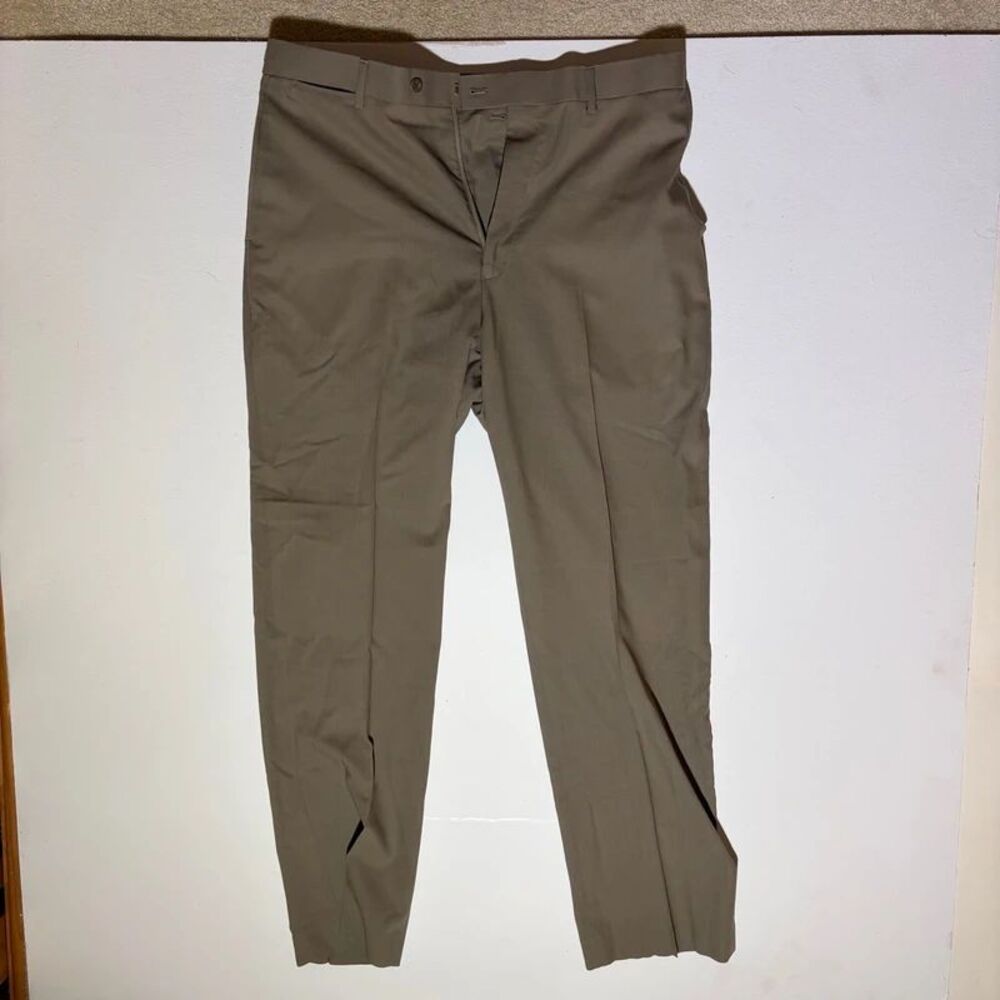 Louis Raphael Rosso 100% wool Khaki Pants